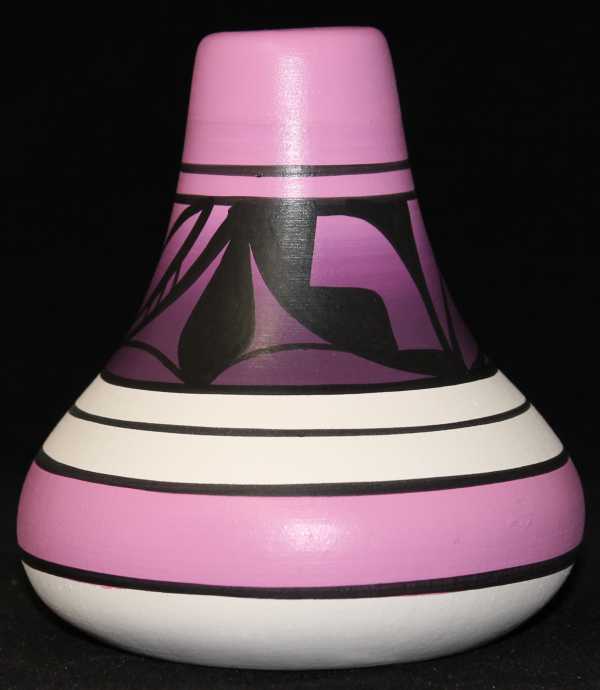 10046 Indian Rainbow 4 1/2 x 5 Inch Chimney Vase
