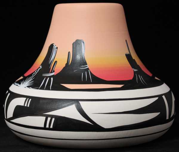 11045 Desert Rainbow 9 x 7 Chimney Vase