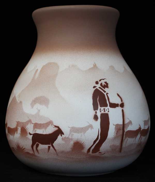 32052 Navajo Lifestyles 8 1/2 x 9 1/2 Pot