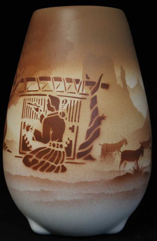 32091 Navajo Lifestyles 6 x 8 1/2 Vase