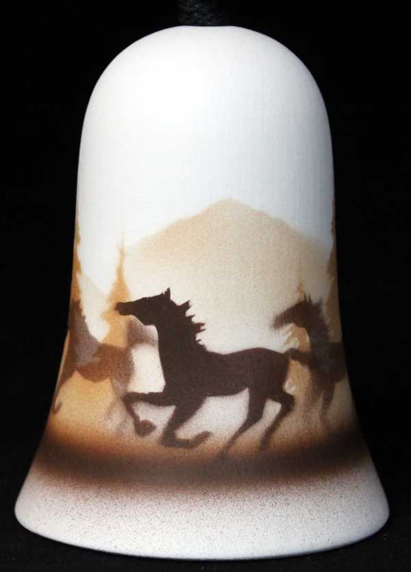 33004 Wild Horses 3 x 4 1/2 Bell