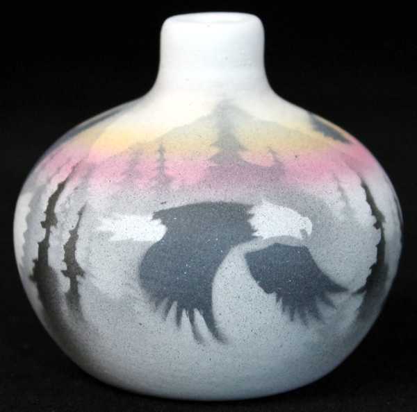36126 Sacred Messenger Mini Pot