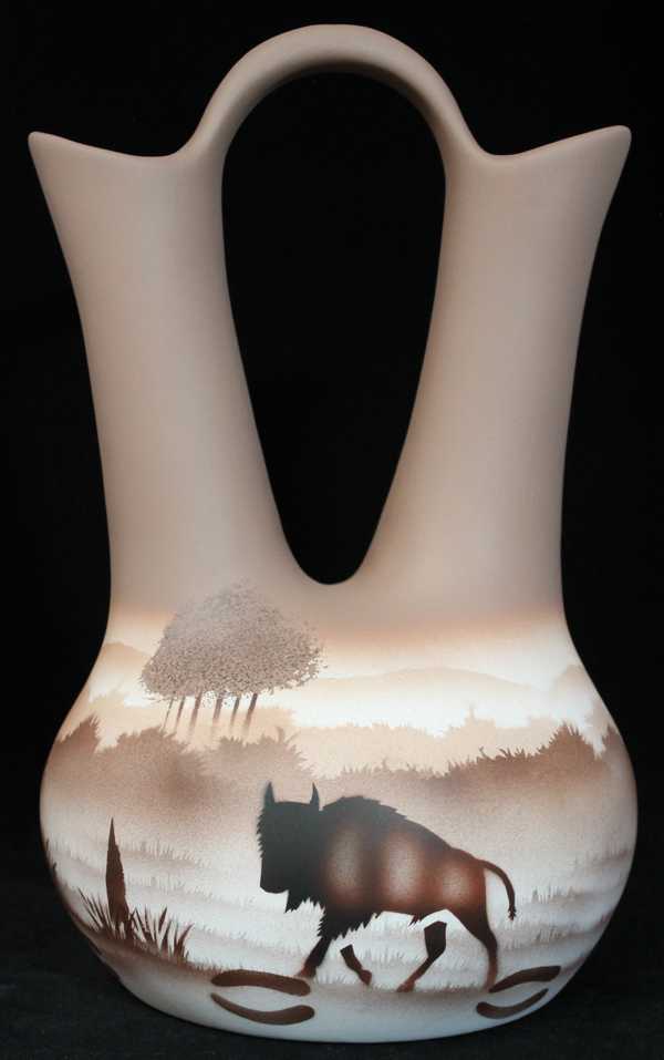 64065 Back Country Tracks Buffalo 7 1/2 x 12 Wedding Vase
