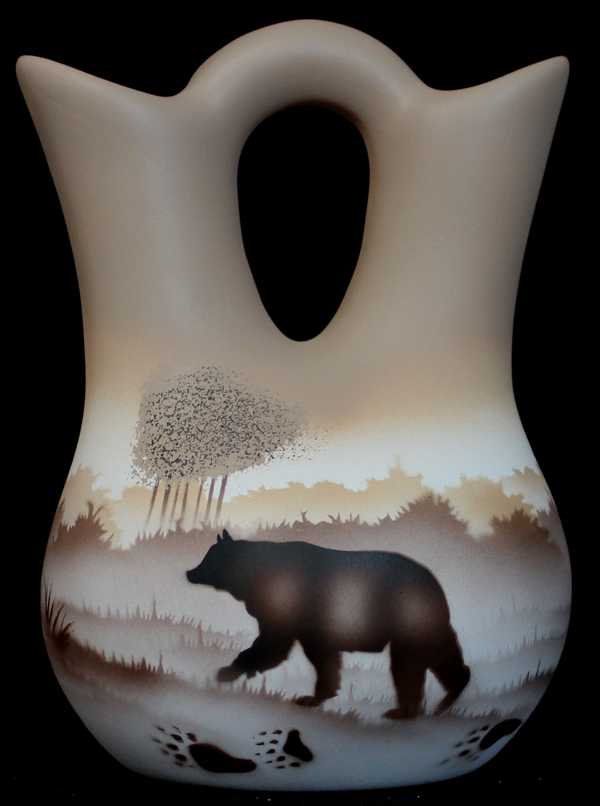 67025 Back Country Tracks Bear 5 1/2 x 8 Wedding Vase