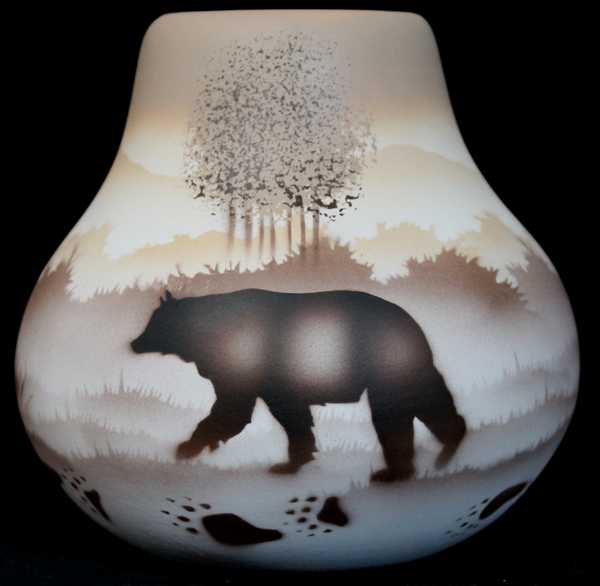 67066 Back Country Tracks Bear 5 1/2 x 5 Arch Canyon Pot