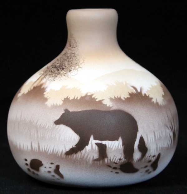 67083 Back Country Tracks Bear 3 1/2 x 3 1/2 Ball Vase