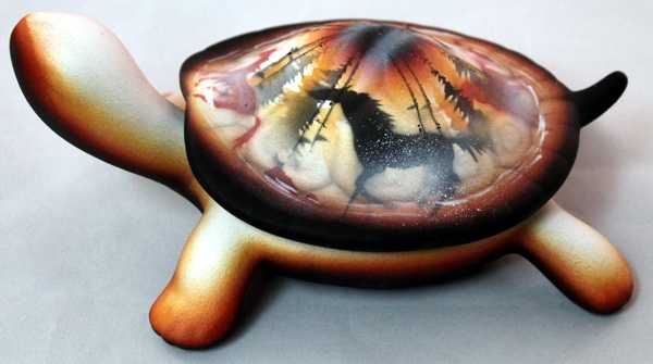 BFST Born Free Horses 6 1/2 Turtle Box