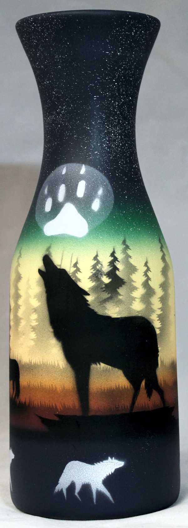 WSE1 Woodland Shadows - Wolf 4 1/2 x 11 1/2 Flower Vase