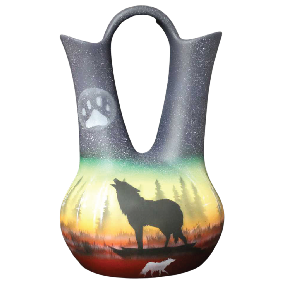 WSC7 Woodland Shadows - Wolf 7 1/2 x 12 Wedding Vase