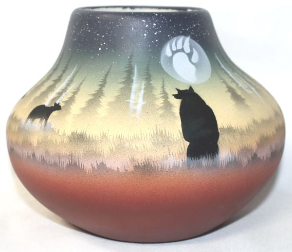 39057 Woodland Shadows - Bear  7 1/2 x 6 Bowl