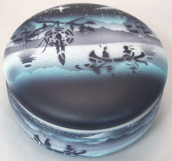 38133 Native Dream  2 1/2 x 5 Box w/Lid