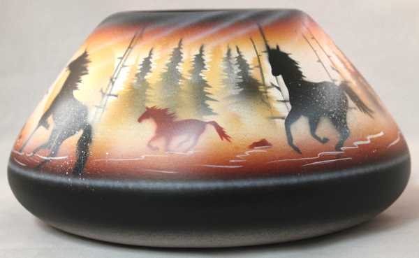 BFL5 Born Free Horses 8 x 4 Bowl