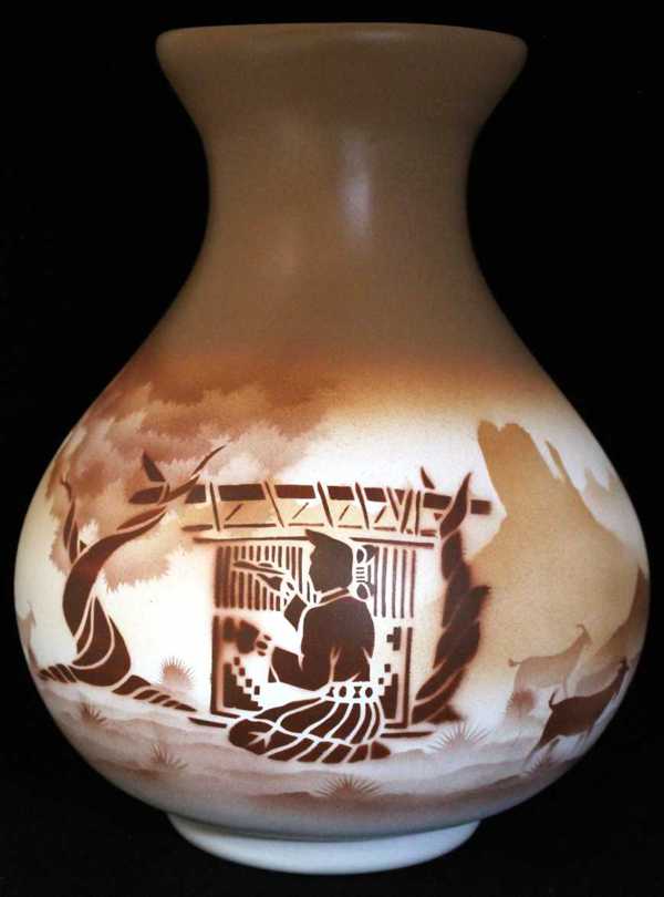 32136 Navajo Lifestyles  10 1/2 x 14 1/2 Vase