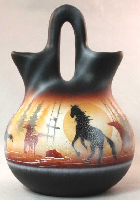 BFL7 Born Free Horses 5 1/2 x 8 Wedding Vase