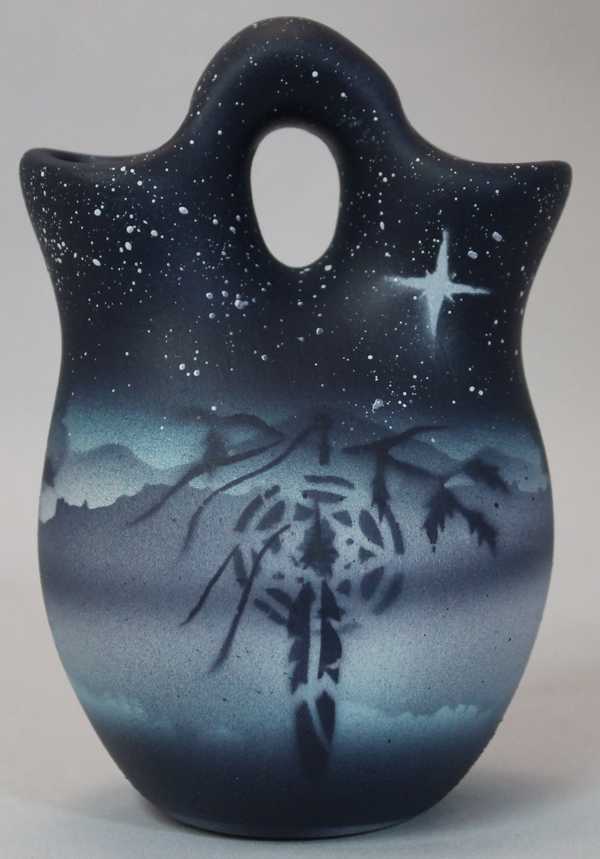 38053 Native Dream 3 x 4 Wedding Vase