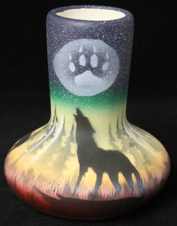 WSS4 Woodland Shadows - Wolf 4 1/2 x 5 Bud Vase