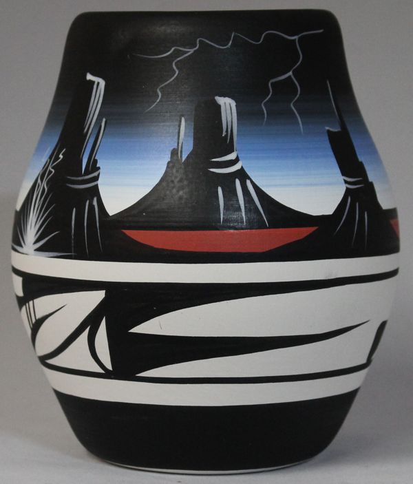 20021 Desert Storm 4 1/2 x 5 1/2 Vase