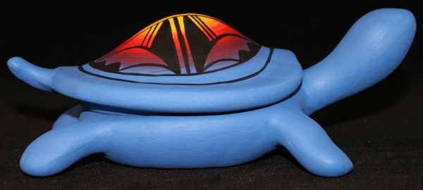10104 Indian Rainbow  6 1/2 Turtle Box