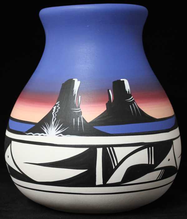 11052 Desert Rainbow 8 1/2 x 9 1/2 Pot