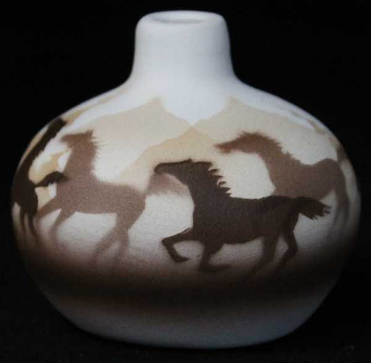 33126 Wild Horses  Mini Pot