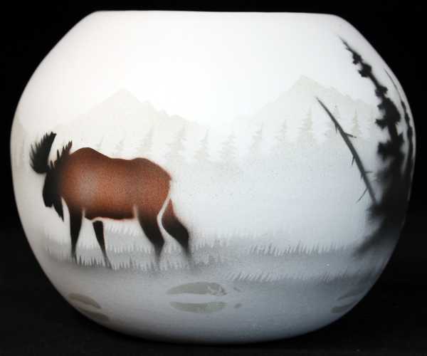 60089 High Country Tracks Moose 6 x 5 Anasazi Bowl