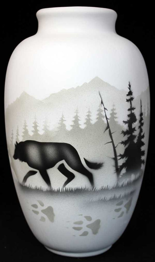 61033 High Country Tracks Wolf 6 x 10 Ginger Jar