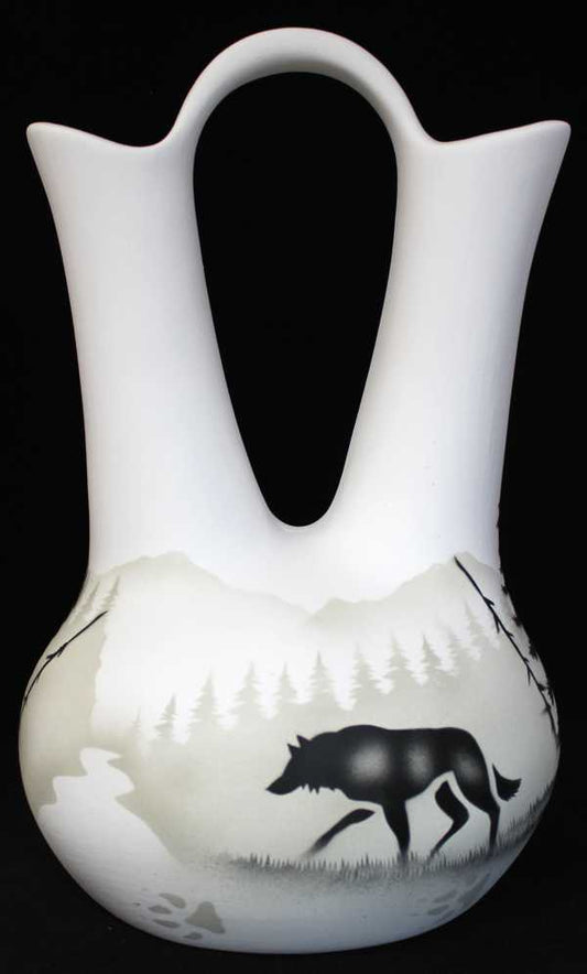 61065 High Country Tracks Wolf 7 1/2 x 12 Wedding Vase