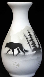 61076 High Country Tracks Wolf 2 1/2 x 5 Bud Vase