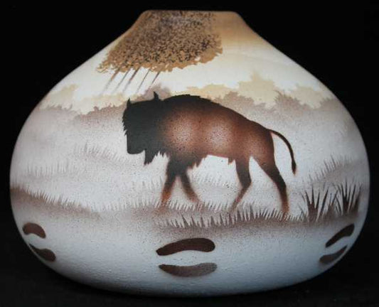 64007 Back Country Tracks Buffalo 5 1/2 x 4 1/2 Seed Bowl