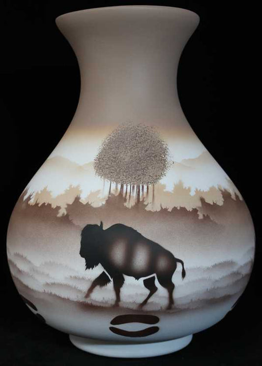 64136 Back Country Tracks Buffalo 10 1/2 x 14 1/2 Vase