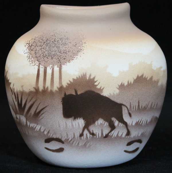64141 Back Country Tracks Buffalo 3 x 3 Pillow Vase