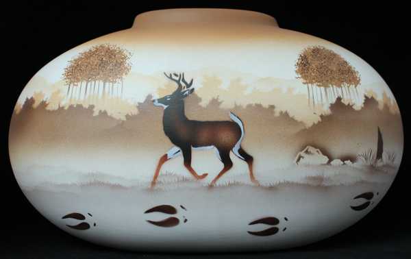 66142 Back Country Tracks Deer 16 1/2 x 10 1/2 Pillow Vase