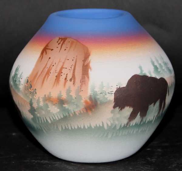 DBB1 Devils Tower Buffalo Mini Pot