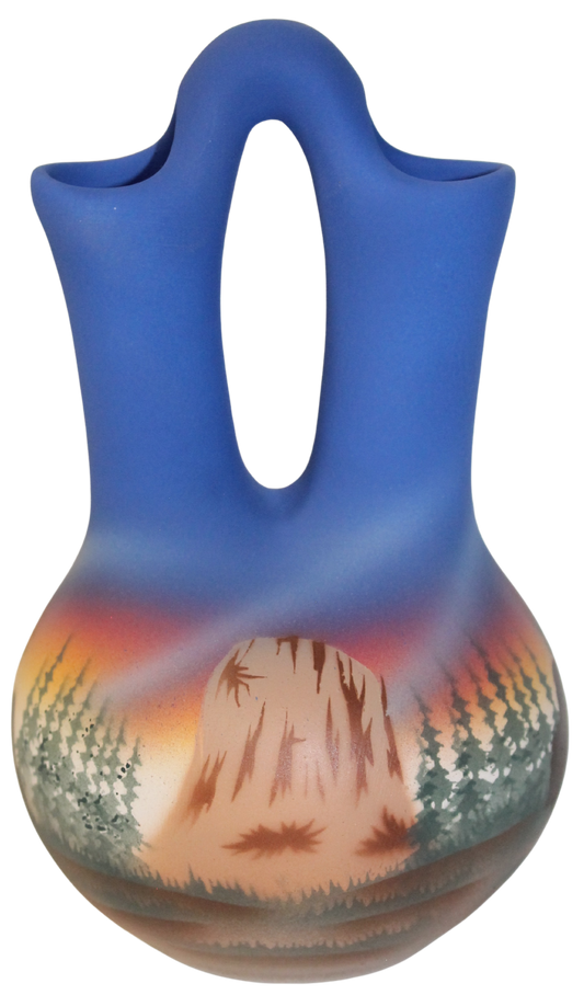 DBM7 Devils Tower Buffalo 4 1/2 x 7 Wedding Vase