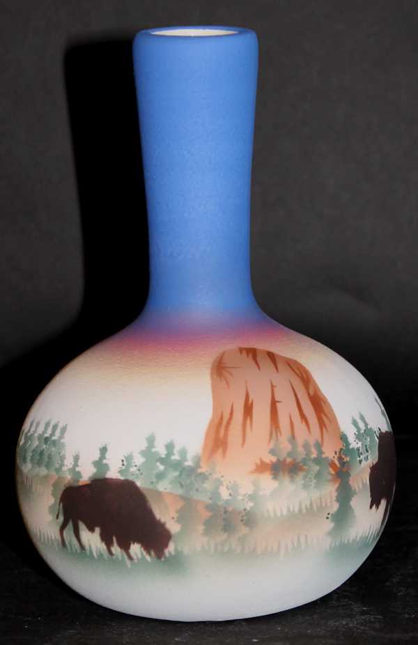 DBS3 Devils Tower Buffalo 3 1/2 x 5 1/2 Ball Vase