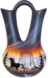 DTC7 Devils Tower Horses 7 1/2 x 12 Wedding Vase