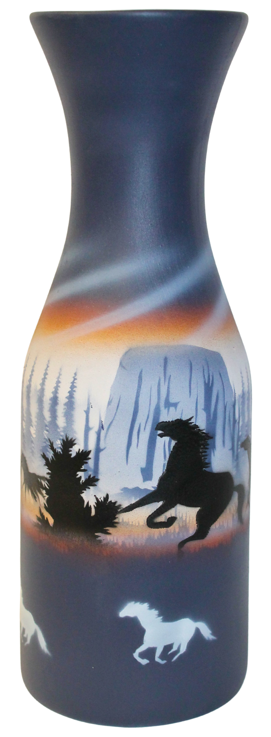 DTE1 Devils Tower Horses 4 1/2 x 11 1/2 Flower Vase