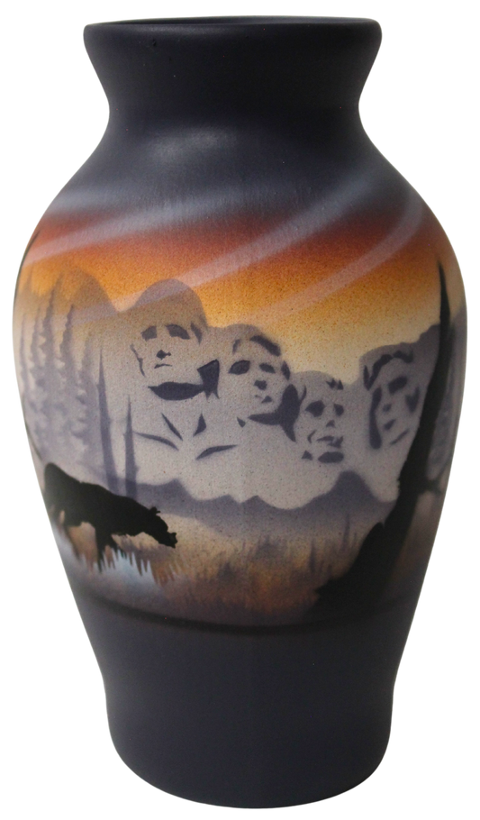 MRM5 Mount Rushmore 4 x 7 Vase