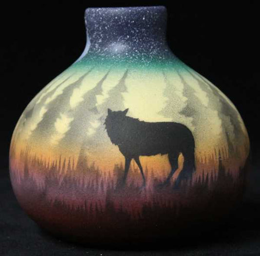 WSB4 Woodland Shadows - Wolf Mini Pot