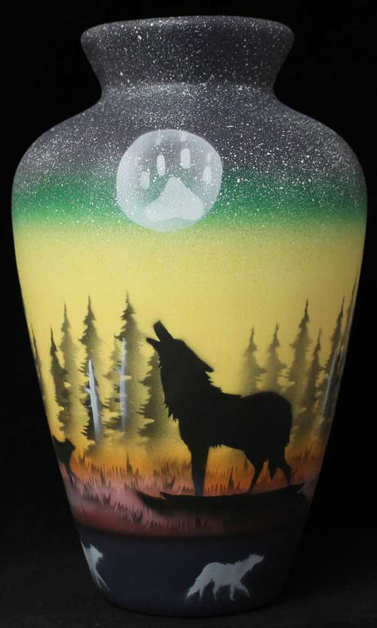 WSC4 Woodland Shadows - Wolf 8 x 12 1/2 Vase