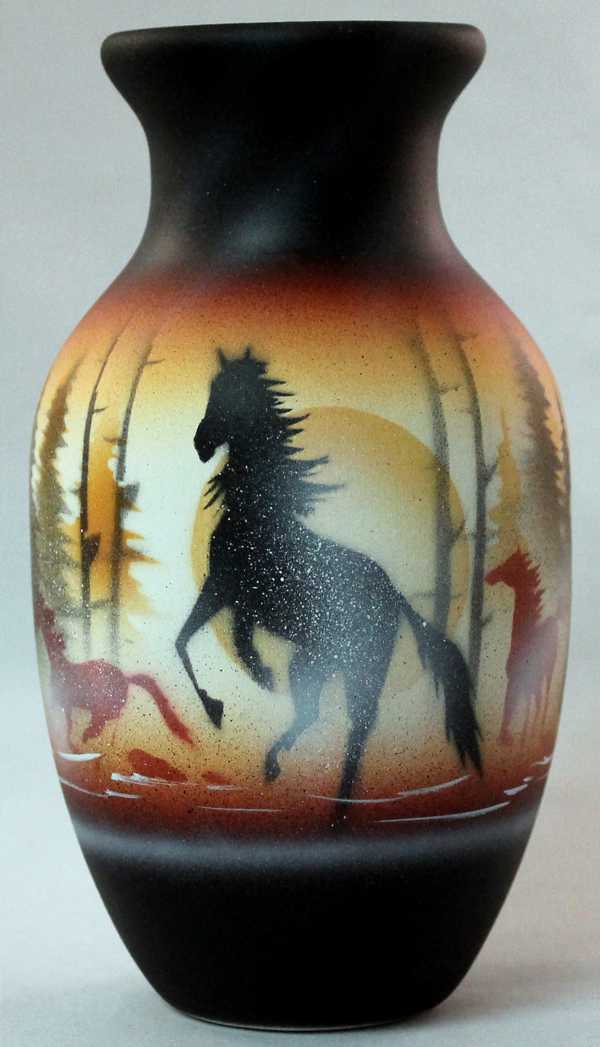 BFS1 Born Free Horses 3 1/2 x 6 Bud Vase
