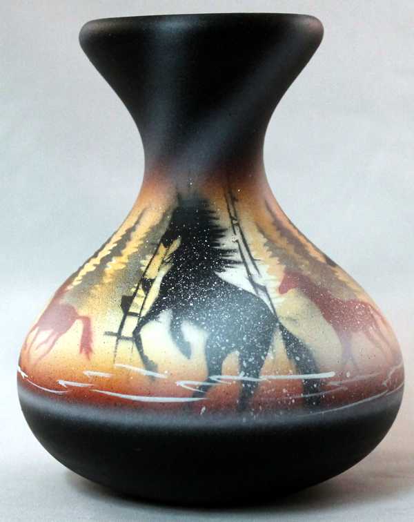 BFS5 Born Free 4 x 5 Bud Vase