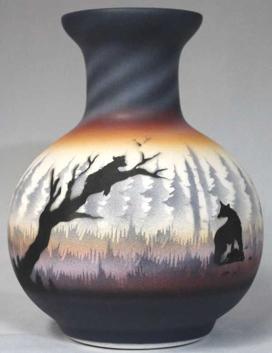 BVL1 Bear Valley 5 1/2 x 7 1/2 Flower Vase