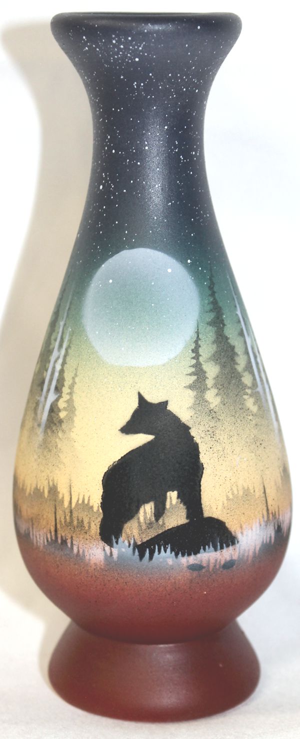 39078 Woodland Shadows - Bear  2 1/2 x 6 Bud Vase