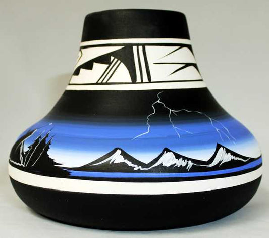 23045 Mountain Storm  9 x 7 Inch Vase