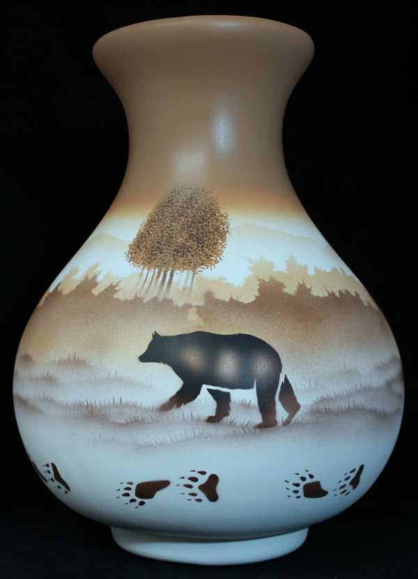 67136 Back Country Tracks Bear 10 1/2 x 14 1/2 Vase