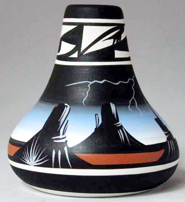 20046 Desert Storm  4 1/2 x 5 Inch Chimney Vase