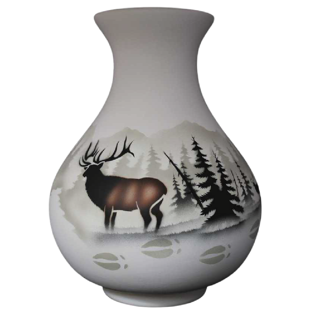 63136 High Country Tracks Elk 10 1/2 x 14 1/2 Vase